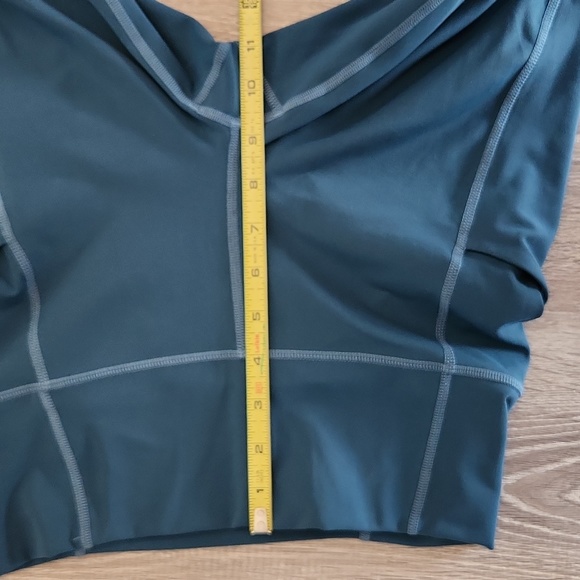 Fabletics Oasis High Waisted Twist 7/8 Leggings Midnight Wave Teal Activewear - Picture 6 of 12